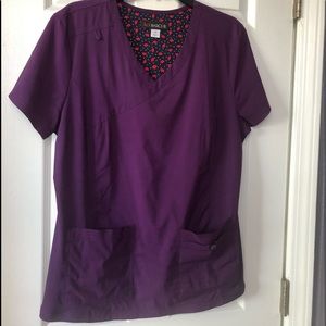 Women’s Scrub Top
